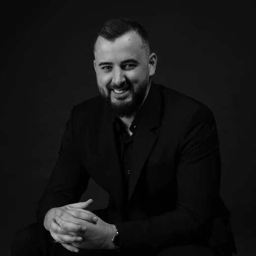 Илья Пономарев
